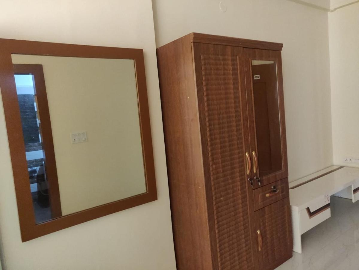 Hotel Airport Residency Bangalore Devanahalli Exteriör bild