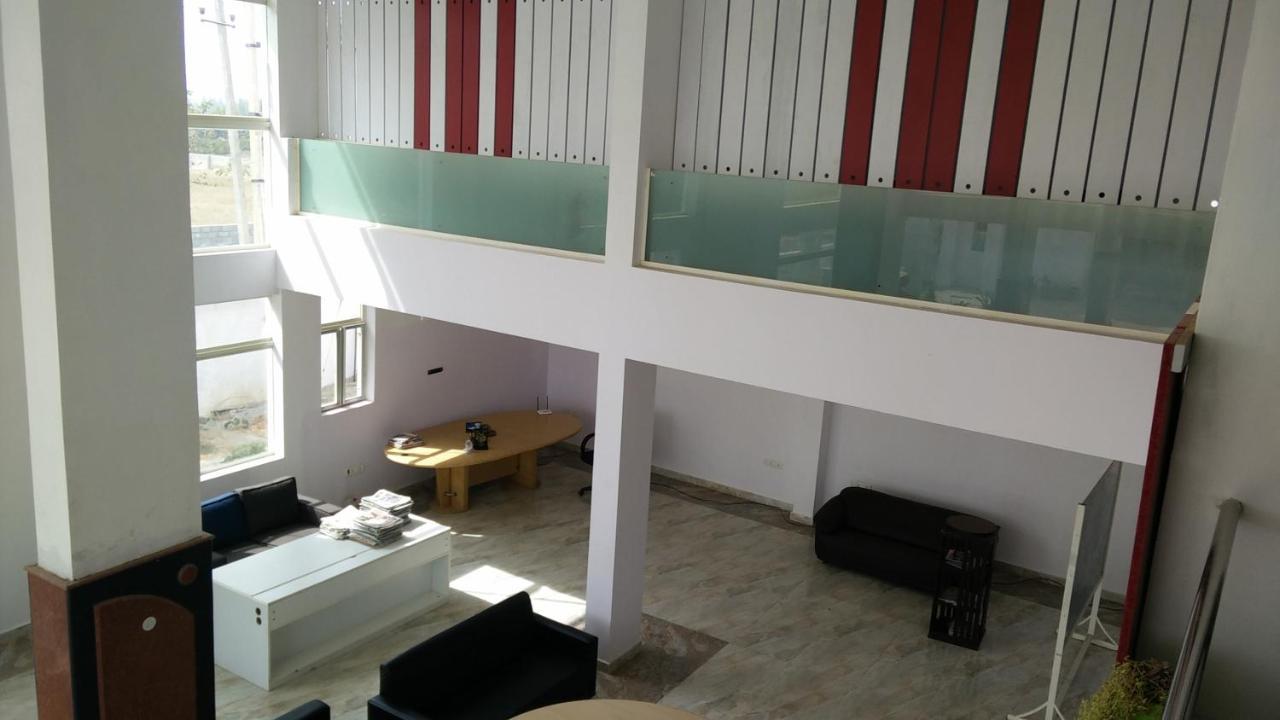 Hotel Airport Residency Bangalore Devanahalli Exteriör bild